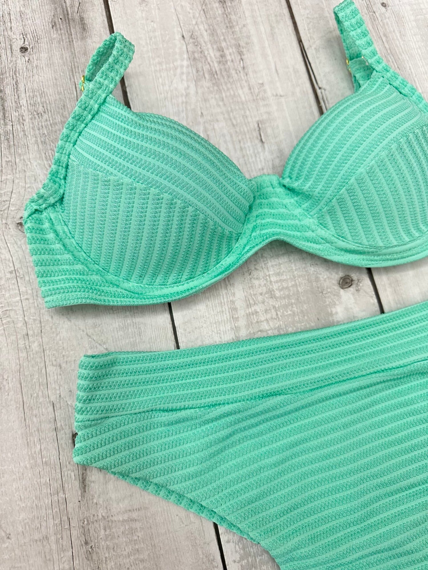 Mykonos Textured Slim Hot Pants Bra Bikini Set