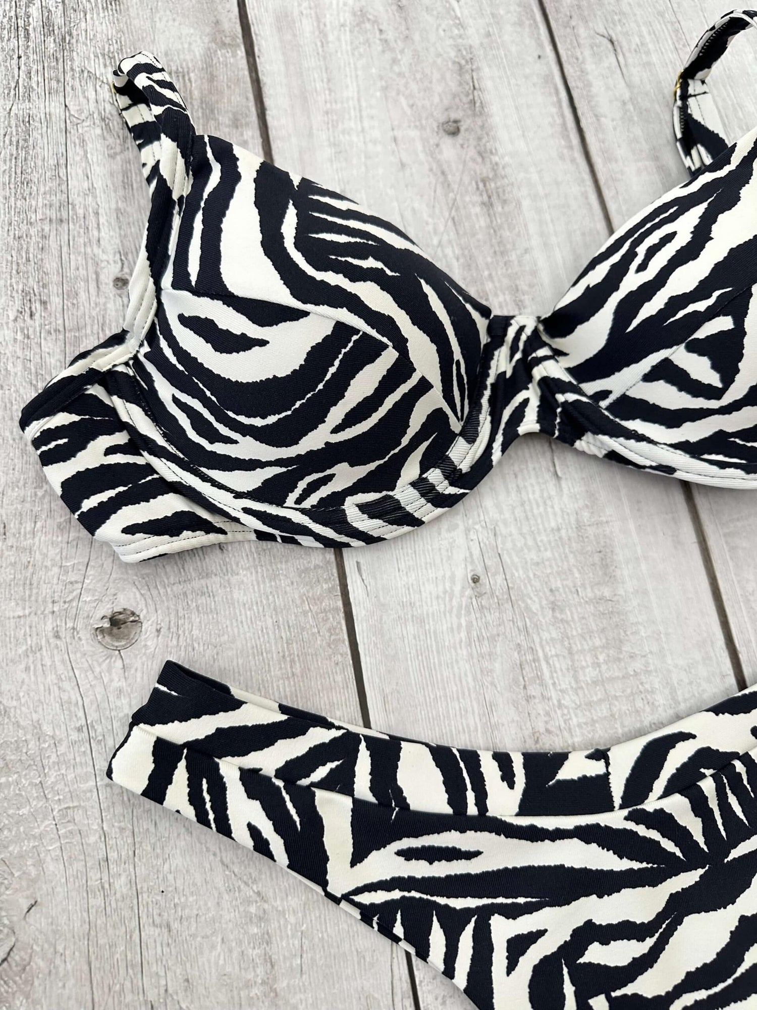 Maldives Zebra Print Underwire Bra Bikini Set