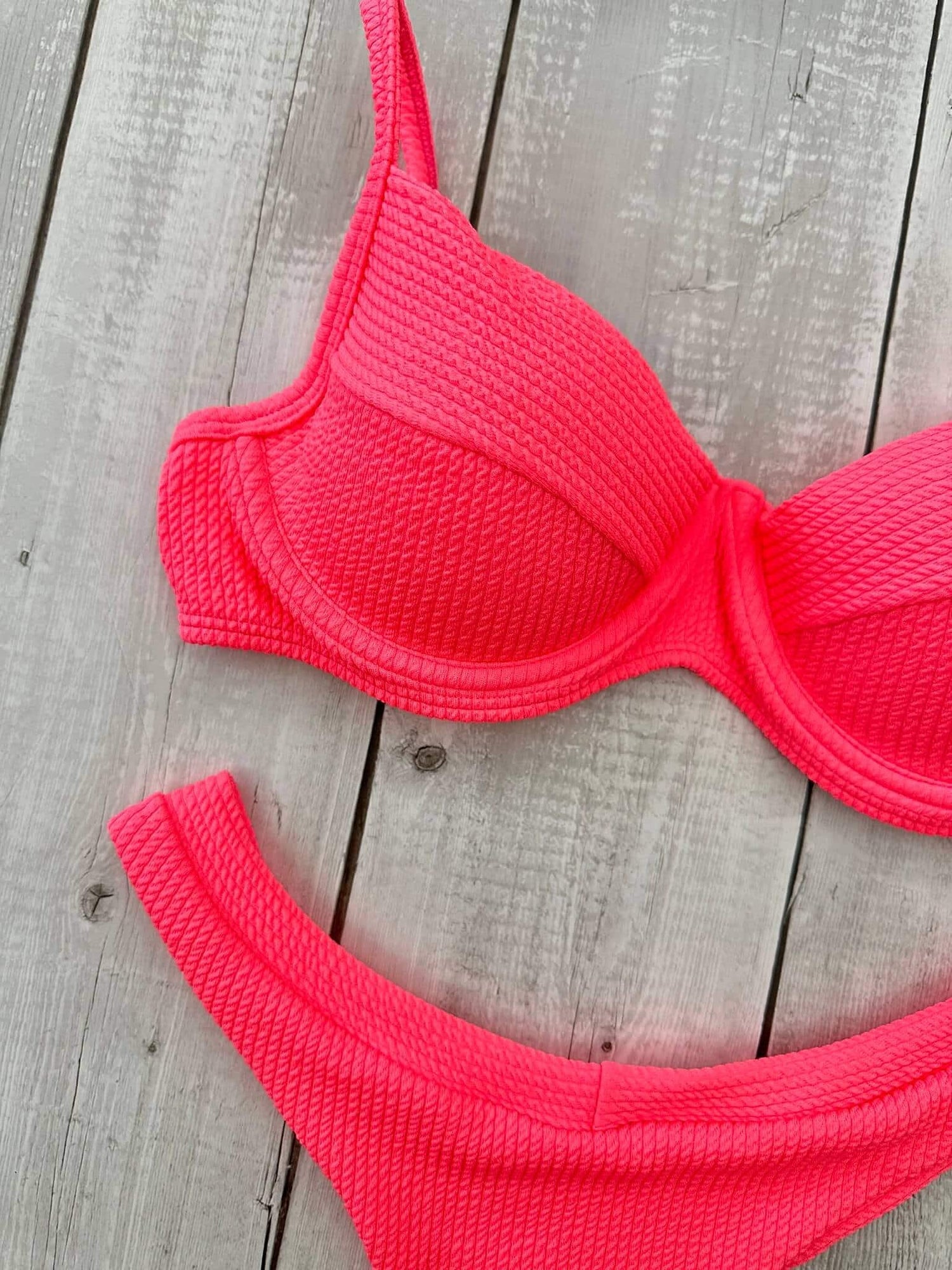 Maldives Neon Crinkle Underwire Bra Bikini Set