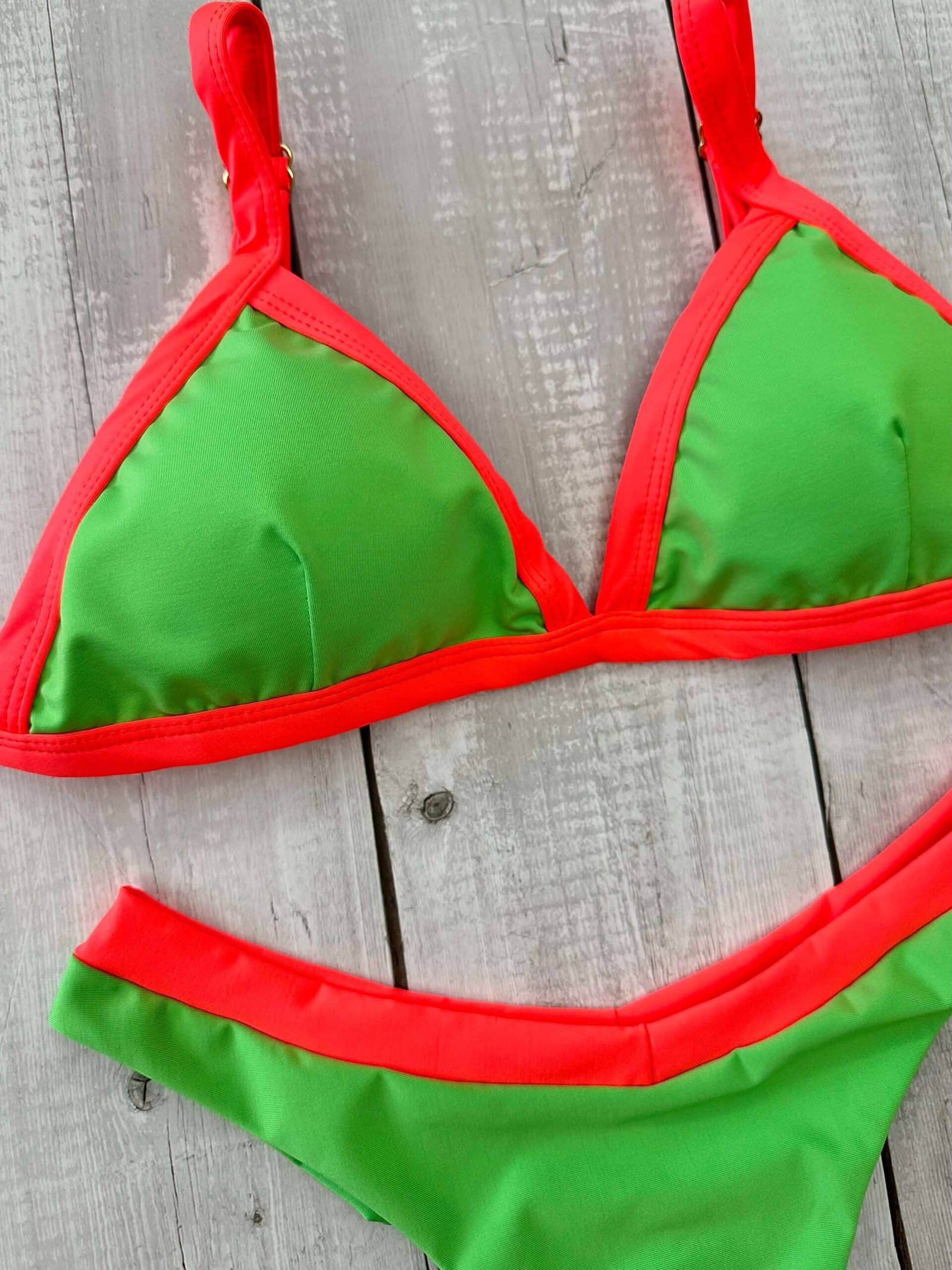 Ibiza Green – Neon Orange Bikini